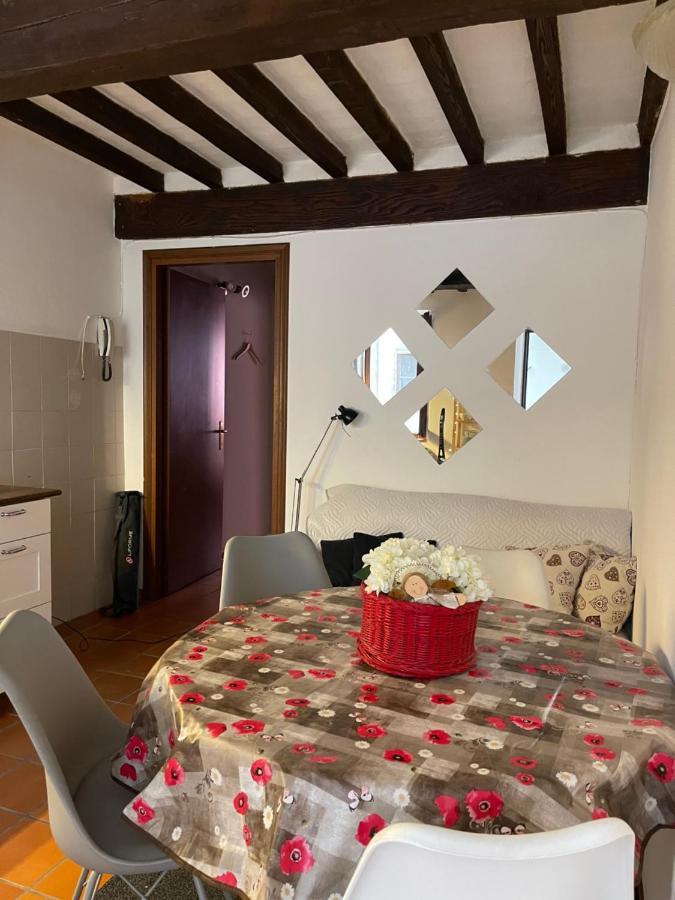 Little Nest In Oltretorrente Appartamento