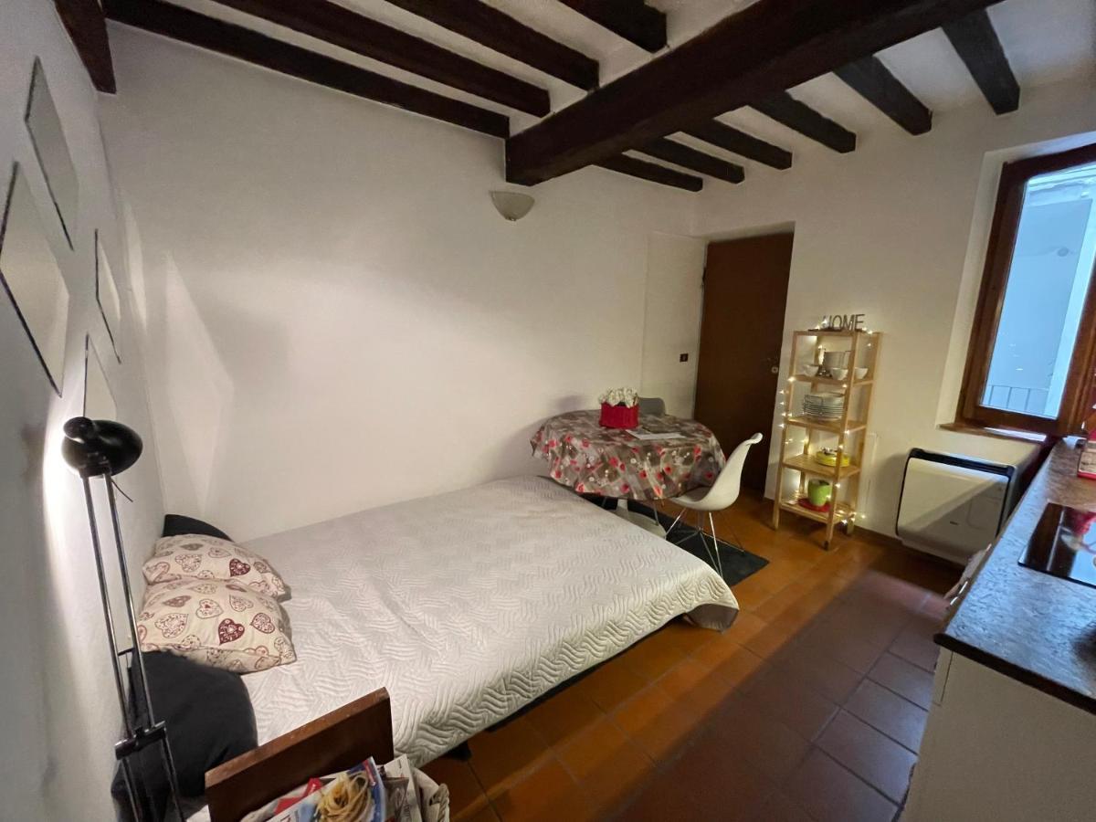 Little Nest In Oltretorrente Appartamento Parma
